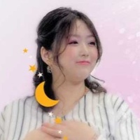 月咲もも先生