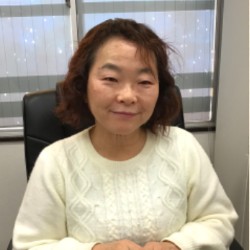 雫月るい先生
