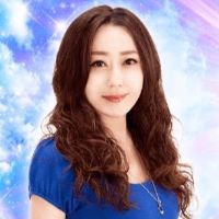 円椛（まかば）先生