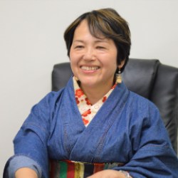 AZUKI先生